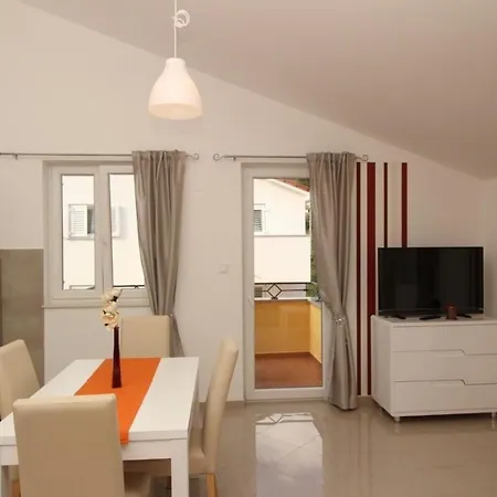 In Mit Eigenem Balkon Apartman